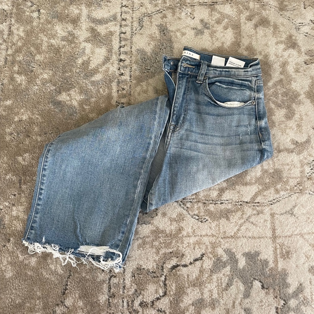 WIDE LEG CROP JEANS